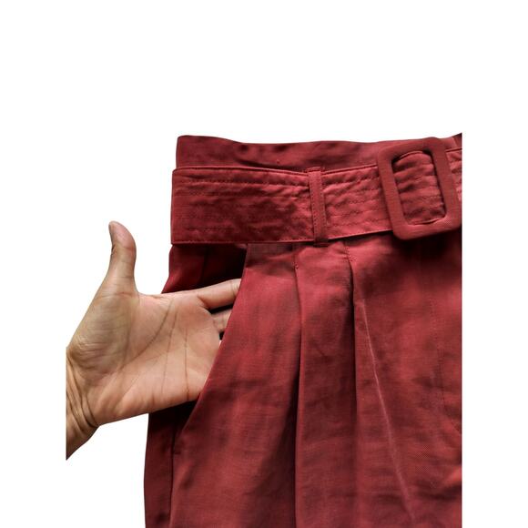 H&M Women's Burgundy Belted Pleated Straight Leg Trouser Pants Size 8 - Picture 3 of 9